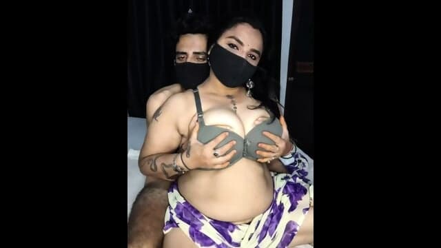 Bhabhi Haryanvi Big Boobs Show