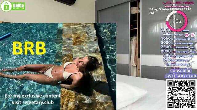 Die Sinnliche Camgirl Tanzt Nackt Und Reibt Sich An Einem Toy WÃ¤hrend Aufmerksame OnlinegÃ¤ste Online Zusehen In Privater Zweisamkeit