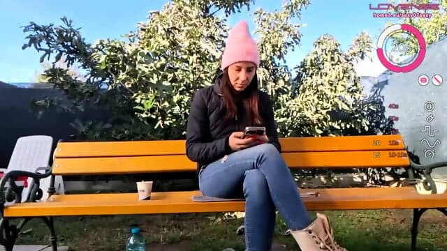 Die Sinnliche Langhaarige Camgirl Zeigt SchÃ¶ne BrÃ¼ste Und Reizt Ihre GlÃ¤nzende Muschi FÃ¼r Private Mitglieder Unter Flackerndem Kerzenlicht